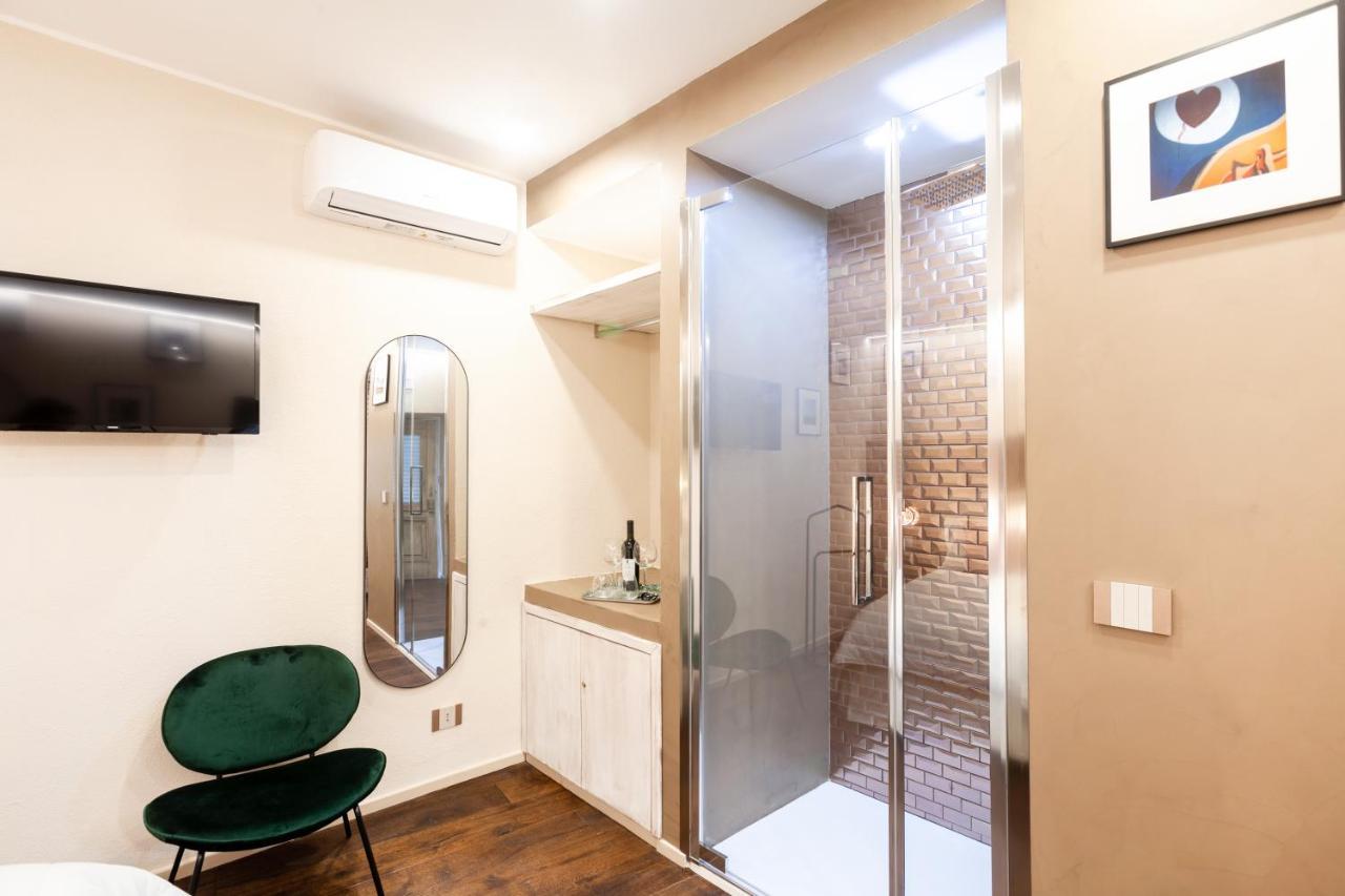 Tre36 - Smart & Design Room In The Old Center Bari Buitenkant foto